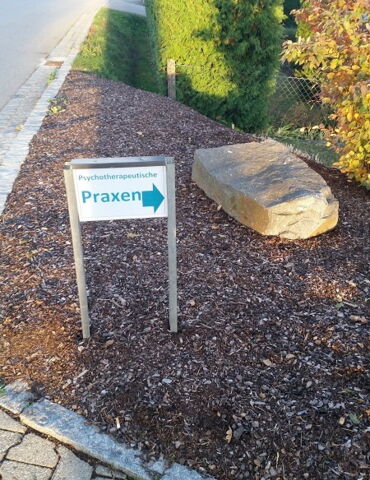 Hinweisschild an der Regensburger Straße